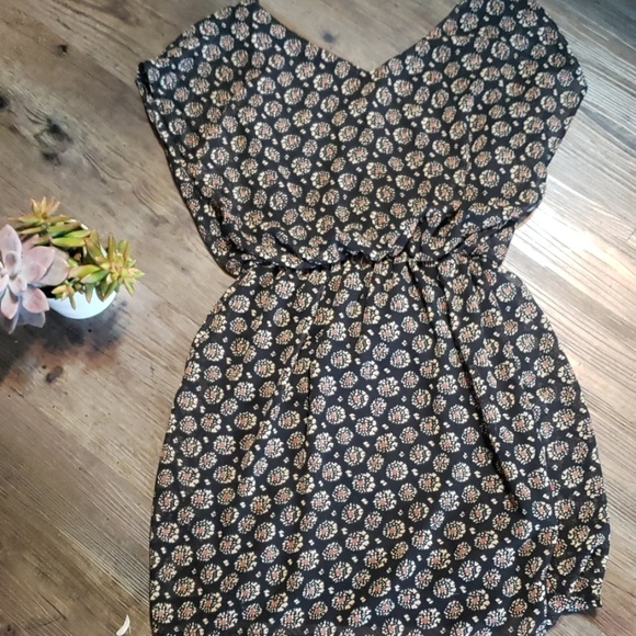 Adorable black printed mini dress - Picture 3 of 5